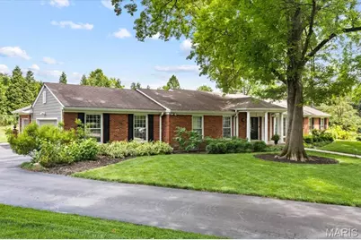 401 Steeplechase Lane, Frontenac, MO 63131 - Photo 2