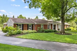 401 Steeplechase Ln, Frontenac, MO 63131 - Photo 2