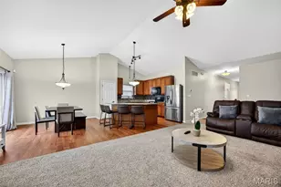 226 Greengate Dr, Lake Saint Louis, MO 63367 - Photo 4