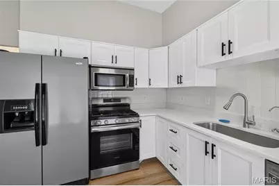 1060 Pinrun Drive, Unincorporated, MO 63011 - Photo 12