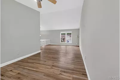 1060 Pinrun Drive, Unincorporated, MO 63011 - Photo 8