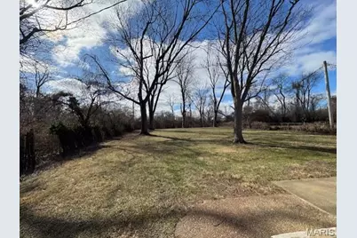 8408 Hill Avenue, Saint Louis, MO 63121 - Photo 8