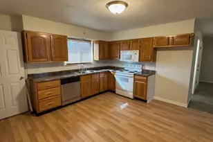 8408 Hill Ave, Saint Louis, MO 63121 - Photo 2