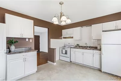 21 Fernridge Avenue, Valley Park, MO 63088 - Photo 2