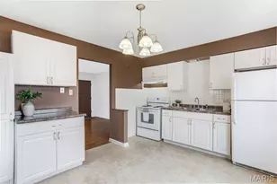 21 Fern Ridge Ave, Valley Park, MO 63088 - Photo 2