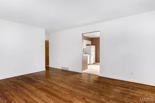 21 Fern Ridge Ave, Valley Park, MO 63088 - Photo 8