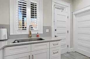 6117 Westminster Pl, Saint Louis, MO 63112 - Photo 16