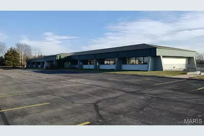 410 E 1st S Street, Wright City, MO 63390 - Photo 2