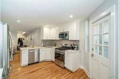 7537 Buckingham Drive, Clayton, MO 63105 - Photo 8