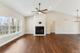 619 N Ethlyn Rd, Winfield, MO 63389 - Photo 14