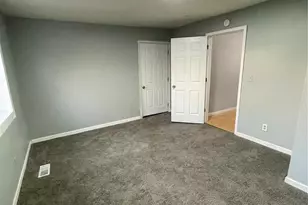 2708 Old Hanley Rd, Saint Louis, MO 63114 - Photo 12