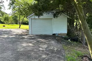 397 Whispering Forest Ln, Pacific, MO 63069 - Photo 12