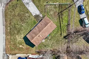 1202 Laredo Ave, Saint Louis, MO 63138 - Photo 22