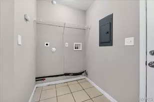 1202 Laredo Ave, Saint Louis, MO 63138 - Photo 10