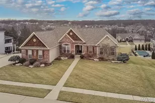1105 Timber Line Ct, Wentzville, MO 63385 - Photo 34