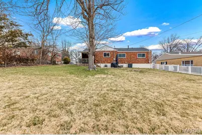 8815 Glen Rose Drive, Saint Louis, MO 63126 - Photo 38