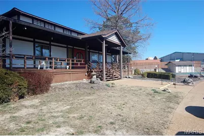 10041 Sakura Drive, Saint Louis, MO 63128 - Photo 18
