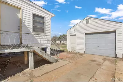 8143 Airport Road, Saint Louis, MO 63134 - Photo 14