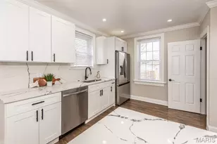 5729 Finkman St, Saint Louis, MO 63109 - Photo 8