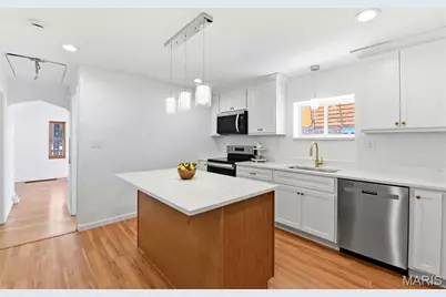 707 Pardella Avenue, Saint Louis, MO 63125 - Photo 8