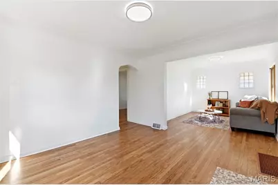 707 Pardella Avenue, Saint Louis, MO 63125 - Photo 2