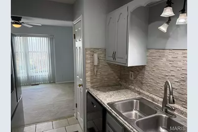 12303 White Cap Lane, Florissant, MO 63033 - Photo 10