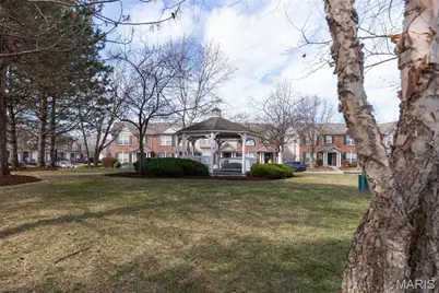 291 Montclair Tower Drive, Saint Charles, MO 63303 - Photo 34