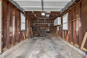 4332 St Leo Ln, Saint Ann, MO 63074 - Photo 6