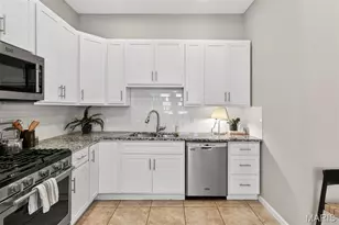 2124 Withnell Ave, Saint Louis, MO 63118 - Photo 16