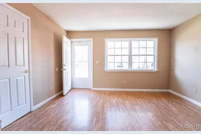 1707 E 9th Street, Washington, MO 63090 - Photo 8