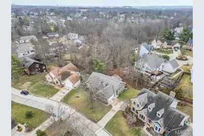 390 Portsmouth Drive, Saint Charles, MO 63303 - Photo 4