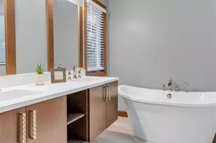 390 Portsmouth Dr, Saint Charles, MO 63303 - Photo 50