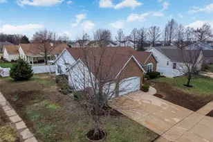 3315 Silvertrail Dr, Saint Charles, MO 63301 - Photo 36