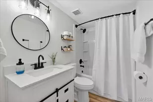 1400 Heritage Landing, Saint Charles, MO 63303 - Photo 26