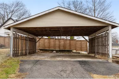 1200 N Benton Avenue, Saint Charles, MO 63301 - Photo 22