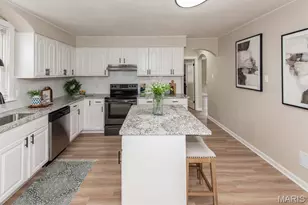 4048 Buckley Rd, Mehlville, MO 63125 - Photo 12