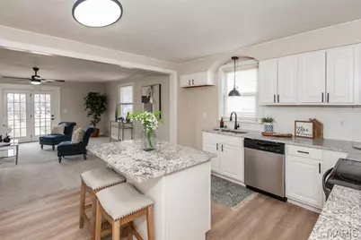 4048 Buckley Road, Mehlville, MO 63125 - Photo 10