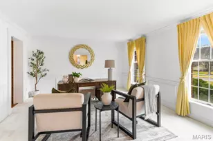 94 Meadowbrook Country Club Estate, Ballwin, MO 63011 - Photo 4