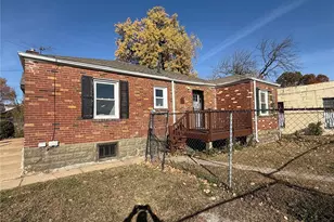 6203 Dardanella Ave, Normandy, MO 63121 - Photo 2