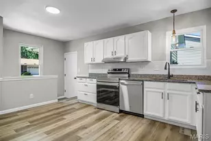 733 Mediterranean Dr, Unincorporated, MO 63031 - Photo 10