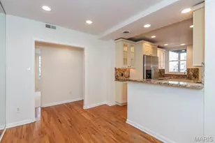 377 N Taylor Ave, Saint Louis, MO 63108 - Photo 12