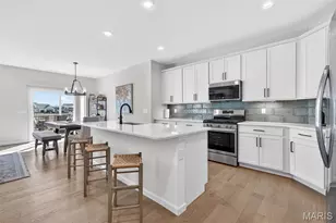 8020 Cotswald Trl, Cottleville, MO 63304 - Photo 4