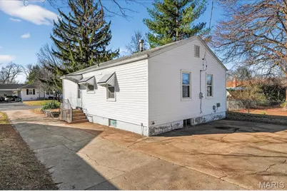 1 Wescott Drive, Florissant, MO 63031 - Photo 26