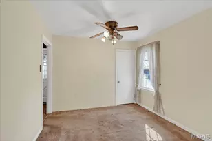 1 Wescott Dr, Florissant, MO 63031 - Photo 10