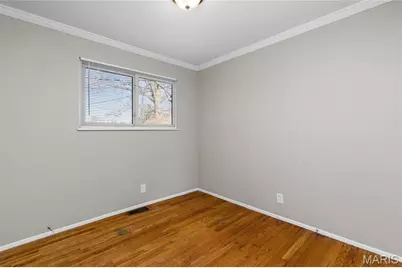 725 Pelican Lane, Florissant, MO 63031 - Photo 18