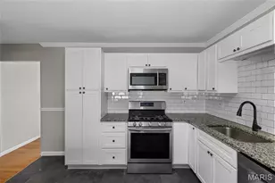 725 Pelican Ln, Florissant, MO 63031 - Photo 16