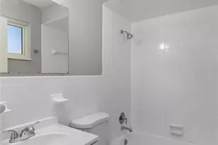 725 Pelican Ln, Florissant, MO 63031 - Photo 28