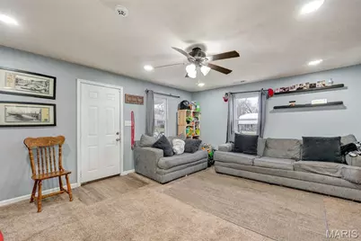 209 S Park Manor Boulevard, Lebanon, MO 65536 - Photo 6