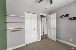 669 Green Hedge Dr, Fenton, MO 63026 - Photo 14
