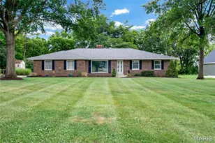 1166 St Theresa Dr, Dardenne Prairie, MO 63368 - Photo 2